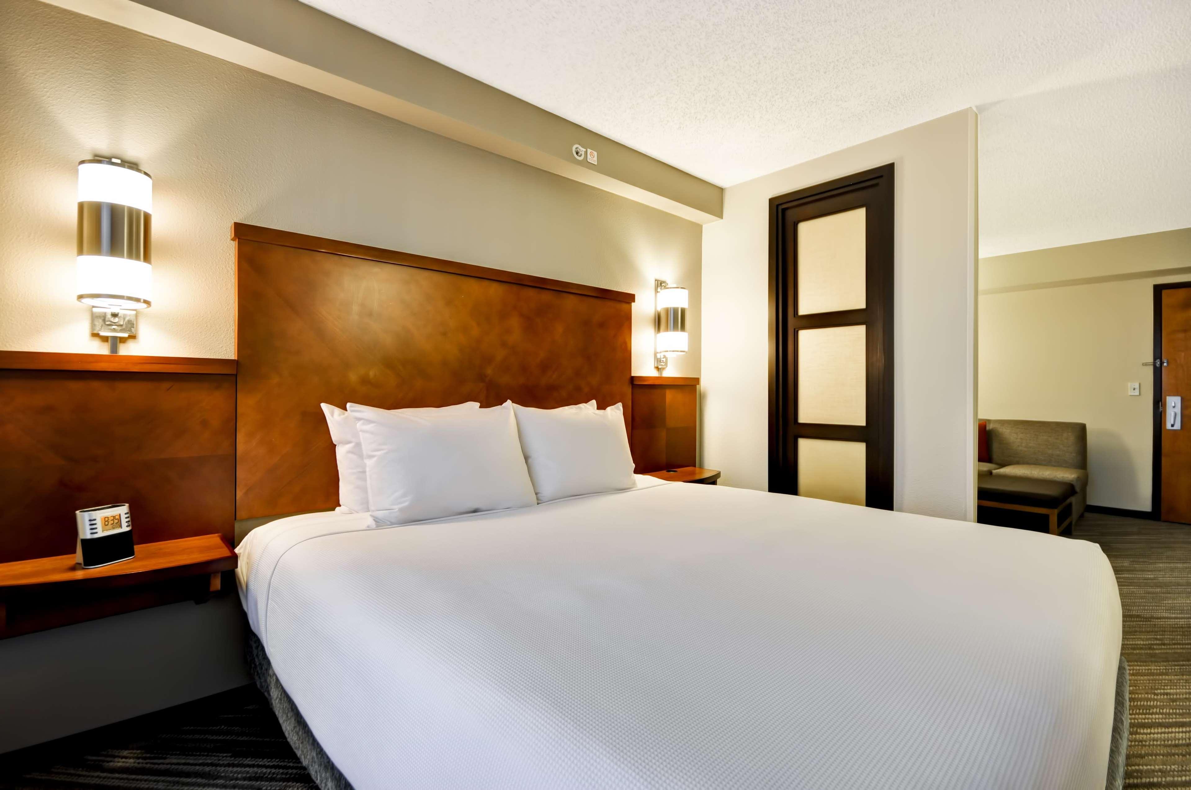 Hyatt Place Albuquerque Uptown Экстерьер фото